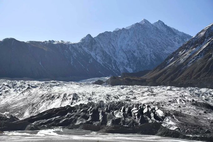 Inundación por deshielo de glaciar en Pakistán deja 160 personas atrapadas en hotel