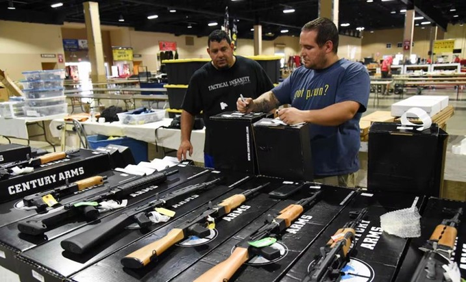 Corte Suprema de EE.UU. bloquea demanda de México contra fabricantes de armas
