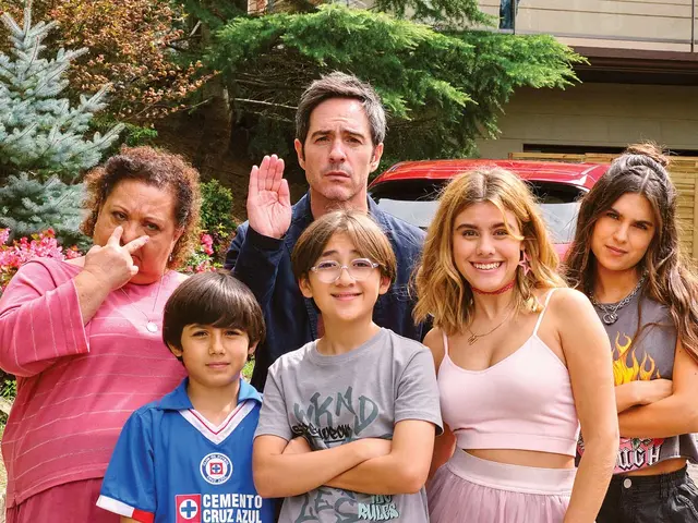 ViX lanza nueva versión de Papá soltero con Mauricio Ochmann