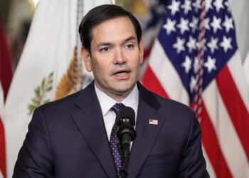 Estados Unidos restringe visas a familiares y socios de narcos por crisis del fentanilo