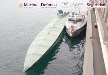 Marina asegura semisumergible con más de 3.5 toneladas de cocaína en costas de Guerrero