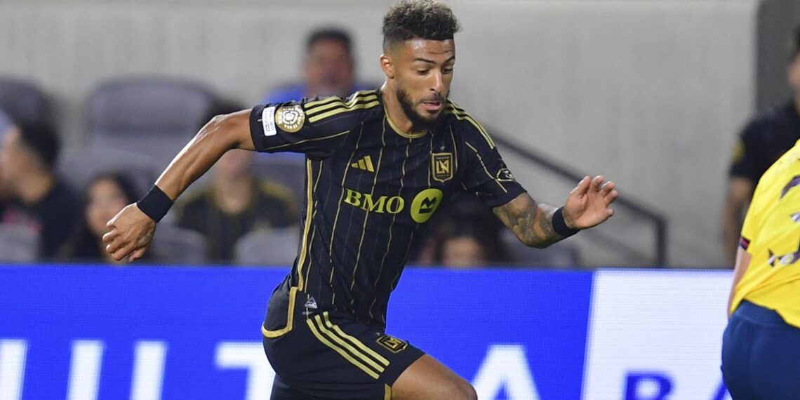 LAFC responde al interés del América por Denis Bouanga