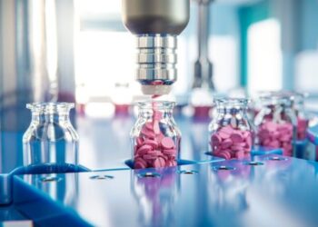 Impulso a la industria farmacéutica enfrenta retos de aplicación y recursos, advierte Inefam