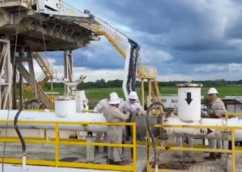 Pemex debe 3 mil millones a constructoras; alertan riesgo de quiebra y pérdida de empleos