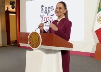Sheinbaum defiende reformas y rechaza críticas en su mañanera del 24 de junio