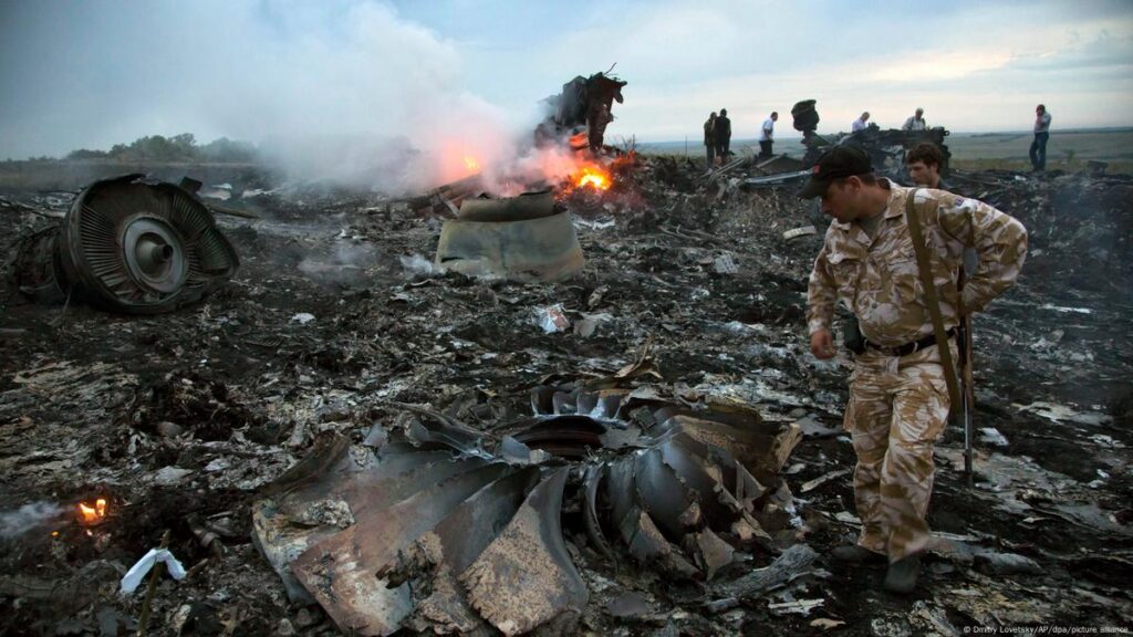 El gobierno australiano instó a Rusia a responder por el ataque al vuelo MH17, respaldando el fallo del TEDH que responsabiliza a Moscú. Se exigen reparaciones para las víctimas.