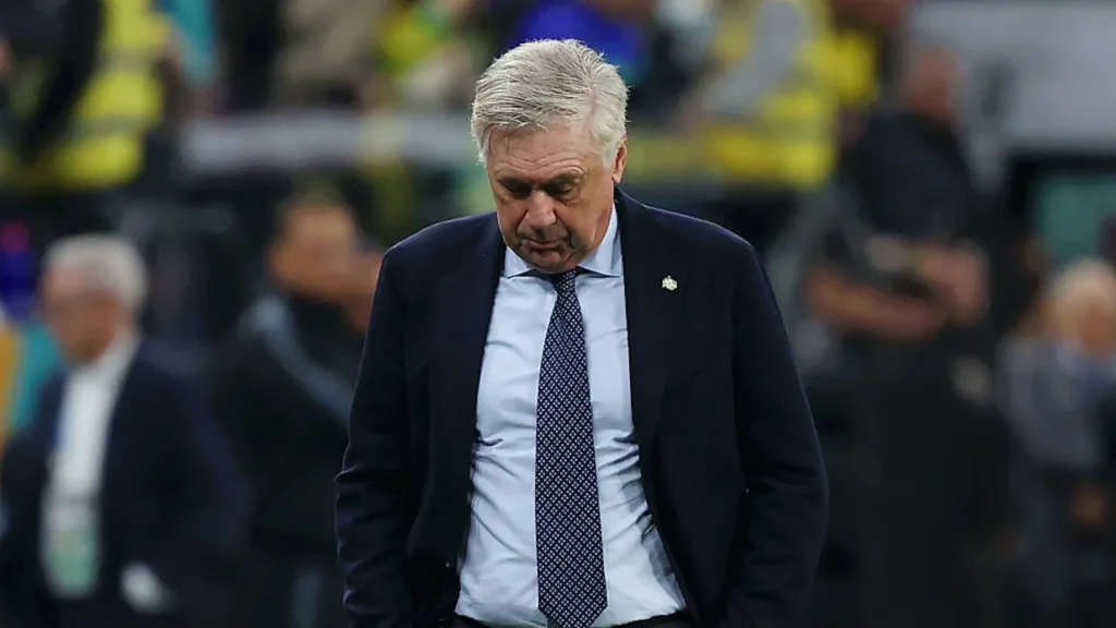 Carlo Ancelotti fue sentenciado a un año de prisión por fraude fiscal en 2014, aunque evitará la cárcel y pagará una multa de más de 386 mil euros.