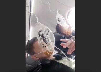 Vuelo de Aeroméxico regresa de emergencia al AICM por falla de presurización