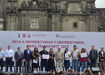 CDMX avanza hacia becas universales para universitarios con nuevo apoyo de transporte