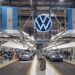 Profeco advierte riesgo en bolsas de aire y ordena revisión de autos Volkswagen en el país
