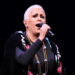 Eugenia León es hospitalizada por cirugía de columna; fans expresan preocupación