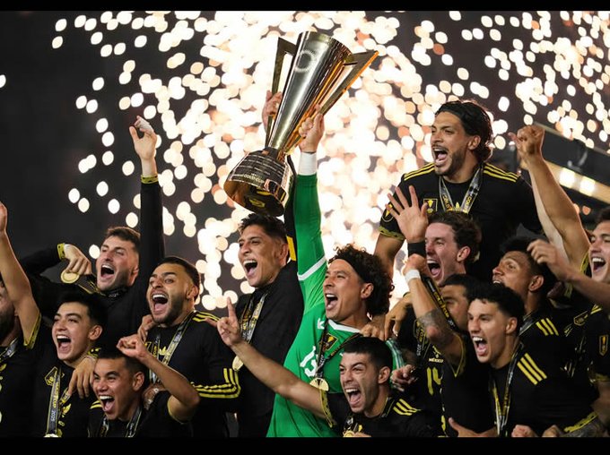 México cierra el verano con doble título rumbo al Mundial 2026