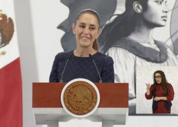 Claudia Sheinbaum: más apoyo legal para migrantes y menos comisiones en remesas