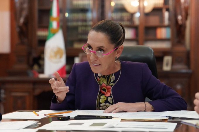México evita aranceles y amplía negociación con Trump por 90 días