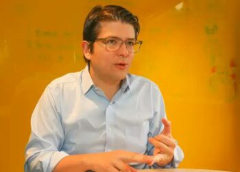 Senador Uribe Turbay muestra mejoría y comienza rehabilitación tras atentado