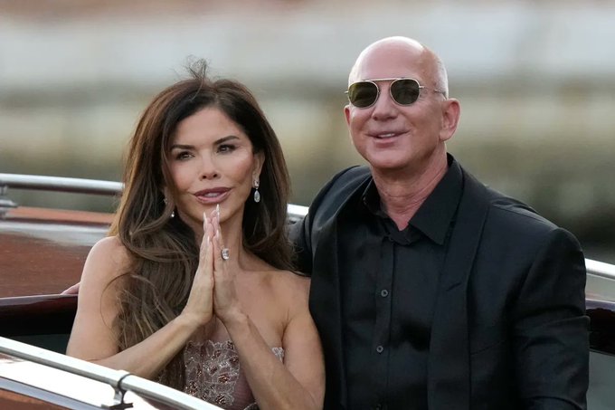 Jeff Bezos podría comprar Vogue como regalo de bodas para Lauren Sánchez