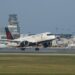 Huelga de asistentes de vuelo obliga a Air Canada a cancelar cientos de vuelos y afecta a miles de pasajeros