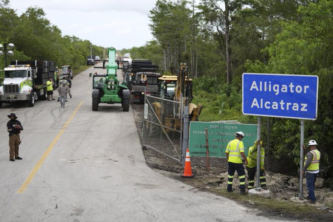EU niega huelga de hambre en centro migratorio Alligator Alcatraz; activistas denuncian abusos