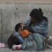 Pobreza en México baja a 38.5 millones en 2024, reporta INEGI