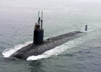 Trump ordena despliegue de submarinos nucleares tras amenazas de Medvédev