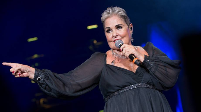 Lupita D’Alessio se despide de los escenarios tras 55 años de carrera