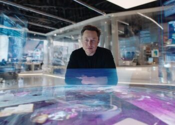 Elon Musk lanzará Grok 5 este año y dice que ya supera a GPT-5