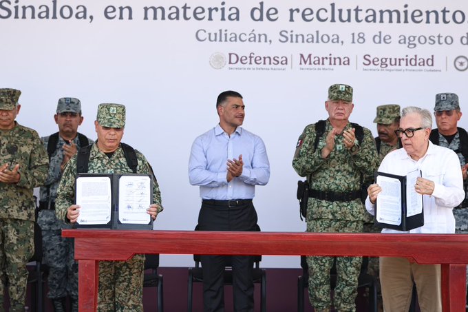 Entregan 100 patrullas en Sinaloa y reportan reducción de homicidios