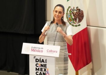 Sheinbaum celebra Día del Cine Mexicano con homenaje a mujeres indígenas en Chapultepec