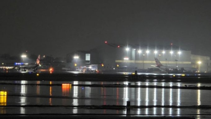 Lluvias récord inundan la CDMX y detienen operaciones en el AICM