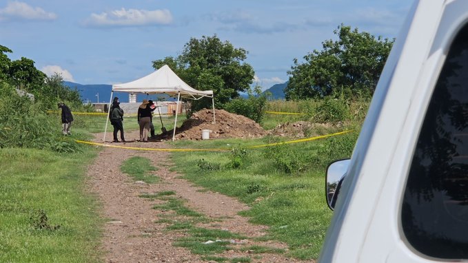 Descubren fosas clandestinas en Culiacán; indagan si hay más cuerpos en la zona