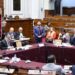 Legisladores de Perú acusan a Claudia Sheinbaum de injerencia y la declaran persona no grata