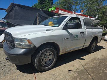 Aseguran camioneta con 665 paquetes de metanfetamina en Sinaloa