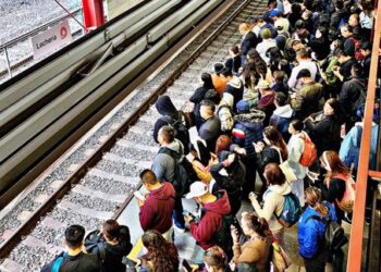 Colapso en estaciones del Tren Suburbano por obras de ampliación al AIFA