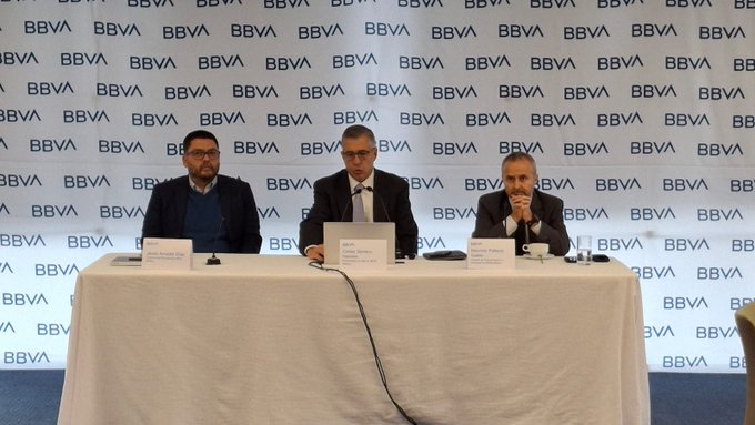 México crecerá 0.7% en 2025, según la nueva proyección de BBVA