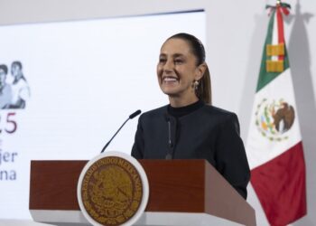 Mañanera de Sheinbaum 26 de septiembre: homicidios, impuestos y Ayotzinapa
