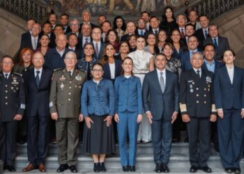 Sheinbaum pide a gobernadores aplicar estrategia de seguridad en cada estado