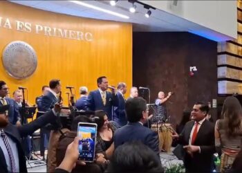 Polémica en el Congreso: critican a legisladores por festejo con la Sonora Santanera