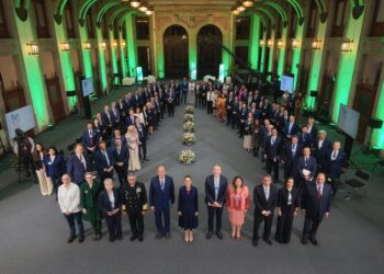 Claudia Sheinbaum presenta el Plan México ante el Foro Económico Mundial