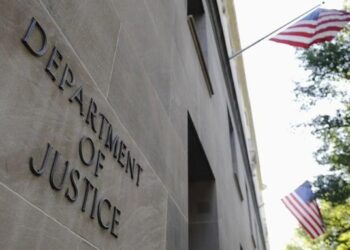 Revelan que EU autorizó ataques letales contra cárteles bajo dictamen secreto del Departamento de Justicia