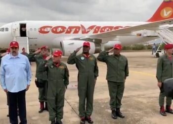 Avión oficial venezolano realiza vuelo inusual hacia la frontera con Brasil