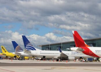 Venezuela presiona a aerolíneas: deben reanudar vuelos en 48 horas o perderán sus permisos