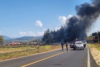Narcobloqueos y enfrentamientos paralizan Michoacán en medio de cambios en Seguridad Pública