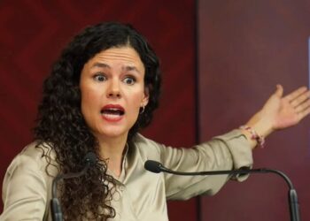Morena rechaza la “Ley Esposa” y promete no postular familiares en 2027, afirma Luisa Alcalde