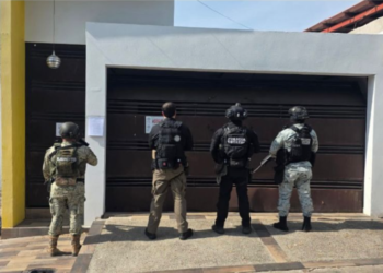 Cateo federal en Culiacán revela explosivos y armamento de alto poder