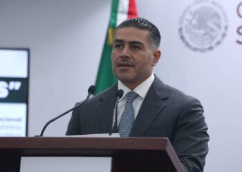 Autoridades reubican a 25 internos peligrosos de Michoacán en cárceles federales