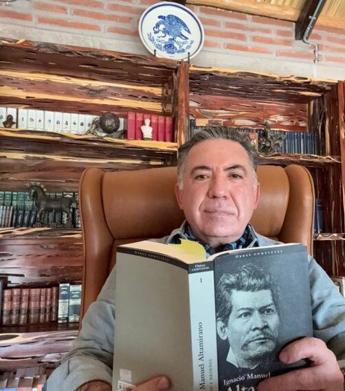 Enrique Inzunza vuelve a publicar desde Badiraguato en plena controversia con EU