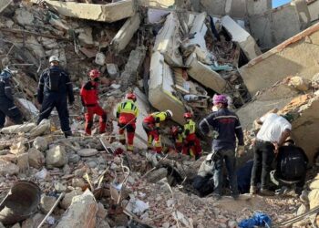 Terremotos en Venezuela dejan 3 mil 685 muertos; continúan rescates y ayuda internacional