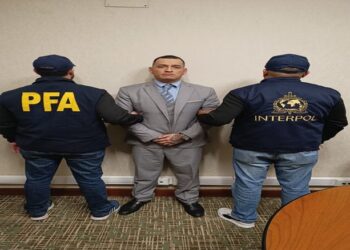 Detienen a mexicano prófugo en Argentina; es acusado de traficar cocaína en EU