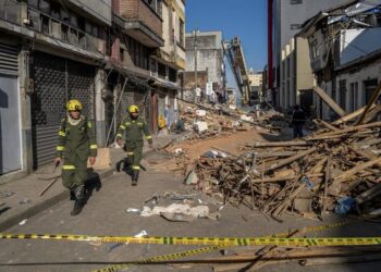 Decretan tres días de duelo en Colombia tras terremoto mortal
