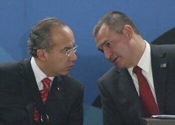 Sheinbaum: investigación de la UIF no relaciona a Calderón con recursos de García Luna